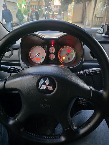 passat 2002: Mitsubishi Outlander: 2.4 l | 2002 il 285000 km Ofrouder/SUV — 6