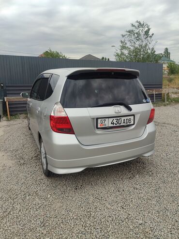 хонда фит 2004: Honda Fit: 2002 г., 1.3 л, Автомат, Бензин, Хэтчбэк