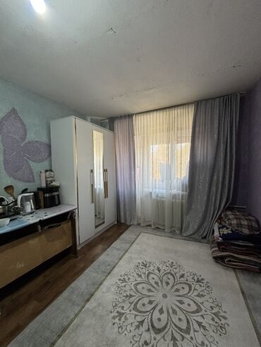 квартира студия с панорамными окнами: Студия, С подселением, С мебелью частично