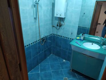 Uzunmüddətli kirayə mənzillər: Yeni Günəşli AB massivində köhnə tikili binada Bravonun yanında 2 -da lalafo.az — 9 Uzunmüddətli kirayə mənzillər: Yeni Günəşli AB massivində köhnə tikili binada Bravonun yanında 2 — 9