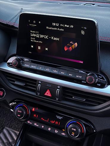 Kia: Kia K3: 2020 г., 1.6 л, Бензин, Хэтчбэк — 11