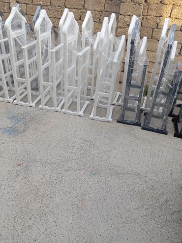 Asılqanlar: Paltar asilqanlari 35 manata sifaris ucun elaqe saxlayin — 3