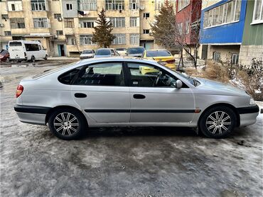 тайота фич: Toyota Avensis: 2022 г., 1.8 л, Механика, Бензин, Хэтчбэк