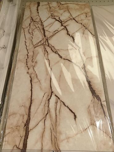 Tapete: Samolepljive ploče 12 komada u pakovanju 2500 dinara 👋
💋 — 19