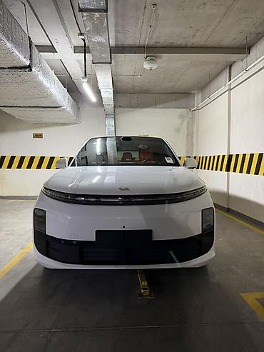 Lixiang L6: 2025 г., 1.5 л, Автомат, Электромобиль, Кроссовер