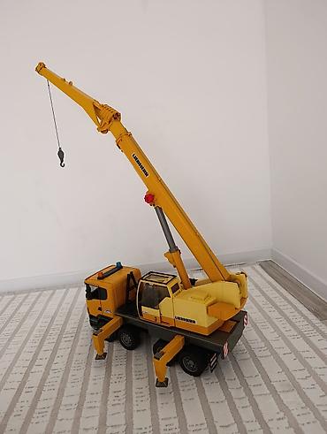 Оюнчуктар: Игрушечный автокран Liebherr (лицензионная модель Bruder) производства — 3