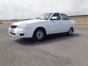 masinlar kreditle: VAZ (LADA) Priora: 1.6 l | 2012 il | 289536 km Sedan