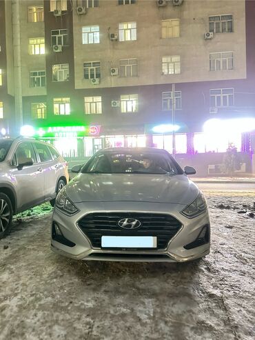 Hyundai: Hyundai Sonata: 2018 г., 2 л, Автомат, Газ, Седан