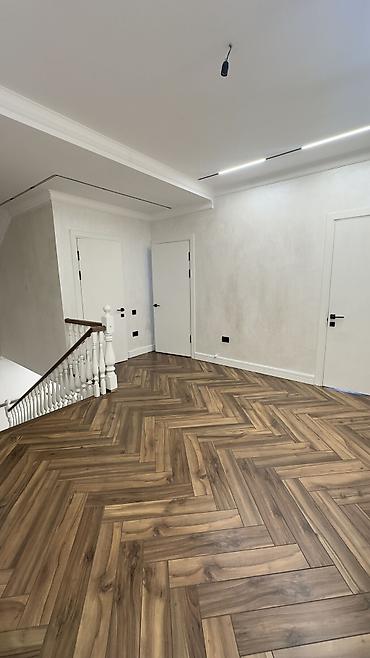 Продажа коттеджей и домов: 5 и более комнат, 250 м², 4 соток, Бишкек, Риэлтор — 21