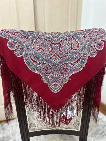 Платки: Платки Павлопосадские✨ Новое поступление 😍 Размер 89*89 с бахромой / — 2