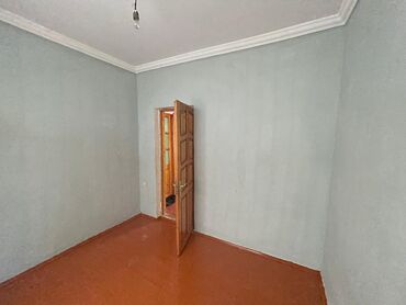 Həyət evləri və villaların satışı: Ramana qəs. 4 otaqlı, 110 kv. m, Kredit yoxdur, Orta təmir -da lalafo.az — 8 Həyət evləri və villaların satışı: Ramana qəs. 4 otaqlı, 110 kv. m, Kredit yoxdur, Orta təmir — 8