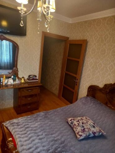 Yeni tikili: 3 otaqlı, Yeni tikili, m. Neftçilər, 77 kv. m — 3