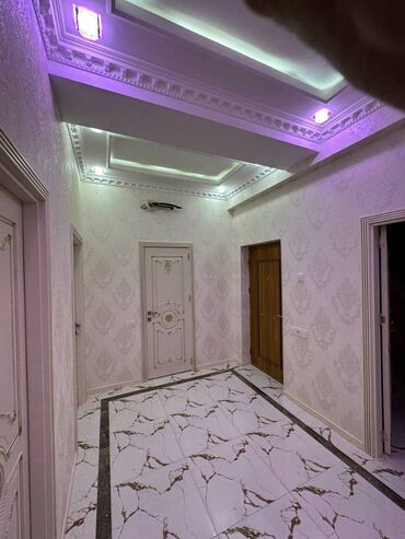 Uzunmüddətli kirayə mənzillər: Xətai rayonu, Xəqani Rüstəmov küçəsində, 7 ci mərtəbəli binanın 3 cü — 4