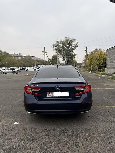 140 500: Honda Accord: 2018 г., 2 л, Вариатор, Гибрид, Седан — 6