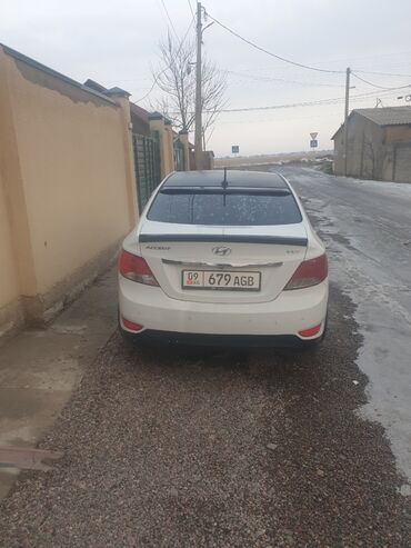 Hyundai: Hyundai Accent: 2016 г., 1.4 л, Автомат, Бензин, Седан