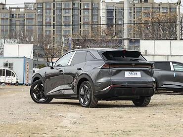 depal s07: Changan : 2025 г., 1.5 л, Автомат, Гибрид, Кроссовер — 5