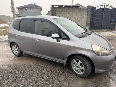 авто под выкуп в рассрочку: Honda Fit: 2004 г., 1.3 л, Автомат, Бензин, Хетчбек