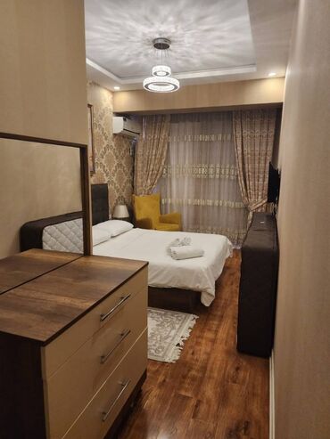 Uzunmüddətli kirayə mənzillər: Xetai metrosu Park Azure-da mənzil kirayə verilir. Mərtəbə 21/7. Ümumi — 21