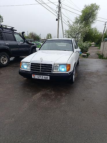 мини электро: Mercedes-Benz W124: 1986 г., 2.3 л, Механика, Бензин, Седан — 4