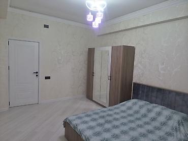 Kirayə mənzillər: Yasamalda, Məhəmməd Xiyabani küçəsində, "Simurqun binası"-nda 2 otaqlı — 8