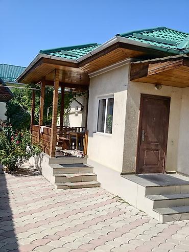 Продажа коттеджей и домов: Продаю дом🔥 📍Чон-Арык Площадь: 7 соток, 95,2м2 дом Комнат: 3 — 1