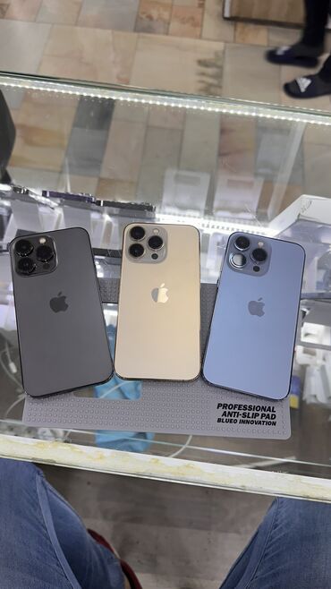 iphone kg: IPhone 13 Pro, Б/у, 256 ГБ, Защитное стекло, Чехол, 100 %