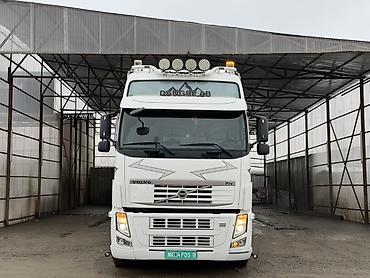 Тягачи: Тягач, Volvo — 2