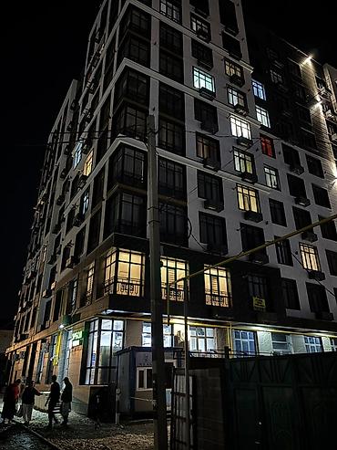 квартиру пишпек: 3 комнаты, 78 м², Элитка, 8 этаж, Евроремонт — 1