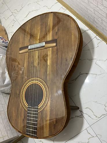 mis caydan: Gitara formalı qəhvə masası - Dizayn: Akustik gitara formasında — 1