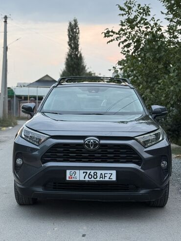 Toyota RAV4: 2021 г., 2.5 л, Автомат, Бензин, Кроссовер