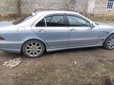 razvivajushhie igrushki dlja detej ot 3 let: Mercedes-Benz 220: 2000 г., 3.2 л, Автомат, Газ, Седан