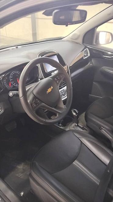 Chevrolet: Chevrolet Spark: 2019 г., 1 л, Вариатор, Бензин, Хэтчбэк — 5