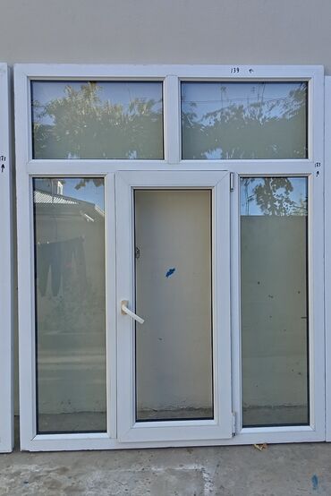 işləmiş qaplar: Pəncərə–qapı bloku - Material: ağ profil - Rəng: ağ profil, ağ qol - lalafo.az -da işləmiş qaplar: Pəncərə–qapı bloku - Material: ağ profil - Rəng: ağ profil, ağ qol -