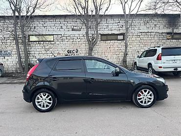 Hyundai: Hyundai i30: 1.4 l | 2009 il Hetçbek — 3