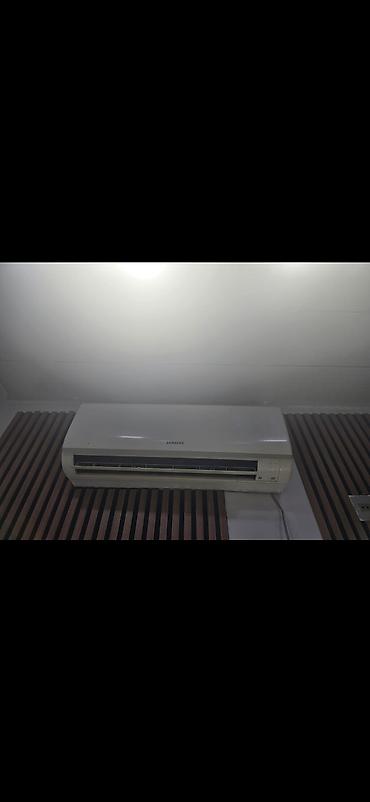 Samsunq kondisioner 45kv islekdir qazi teze vurulub mağaza bağlandgi
