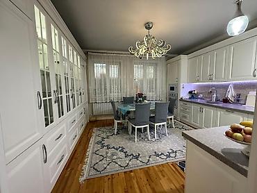 исанов: ⬜️🏡 Дом | 5 комнат | 284 м² | 4.27 сотки Цена снижена ⬜️📍 Адрес — 4