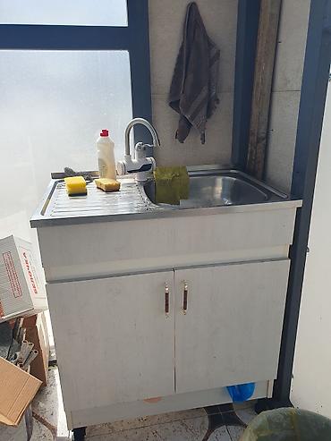 döner yeri: Adnan Dürüm – dönər və isti sendviçlər Menyu (şəkildəki lövhəyə — 9