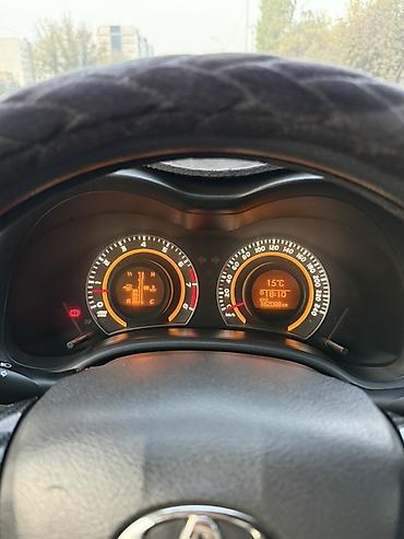 Toyota: Toyota Corolla: 2010 г., 1.6 л, Механика, Бензин, Седан — 11