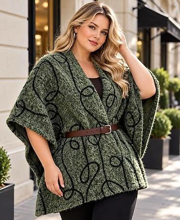 bele svecane bluze: ️Prelep model ponča 
Cena 3100
Velicine: S M L XL XXL XXXL
Vel.25 — 2