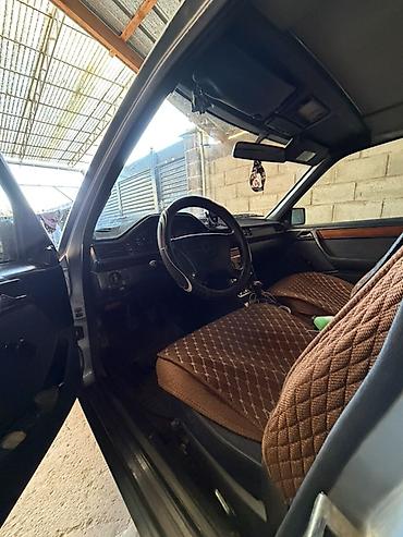 мерседес т 1: Mercedes-Benz W124: 1993 г., 2.2 л, Кол менен иштөөчү, Бензин, Универсал — 8