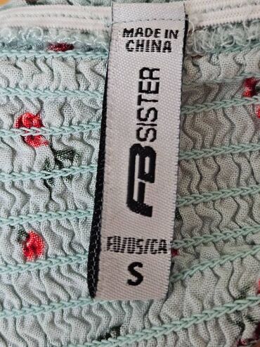 Köynək və bluzalar: Herbiri 2 AZN — 4