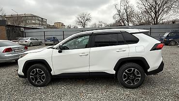 Toyota: Toyota RAV4: 2019 г., 2.5 л, Автомат, Бензин, Кроссовер — 3