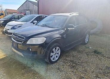 putnički kombi 8 1: CHEVROLET CAPTIVA 2.0VCD - KOMPLETAN AUTO U DELOVIMA | Svi delovi — 1