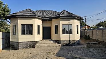 продаю дом с ак жол: 3 комнаты, 82 м², Восток, Собственник — 1