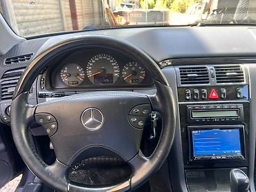 157: Mercedes-Benz E-Class: 2001 г., 4.3 л, Автомат, Бензин, Седан — 3