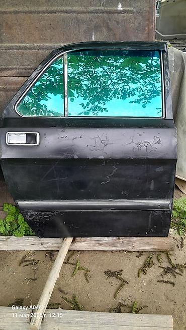 Другие детали кузова: Продаётся волга 3110, 2001 год, Капот-3000, Крыло правый-2500 — 13
