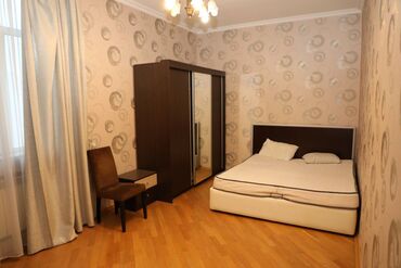 Mənzil kirayələyirəm: 3 otaqlı, 120 kv. m — 6