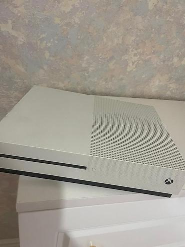 xbox seris x: Məhsul: Microsoft Xbox One S oyun konsolu (ağ rəng) Xüsusiyyətlər: - — 4