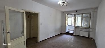 квартира куренкеева: 1 комната, 30 м², Индивидуалка, 2 этаж, Требуется ремонт — 2