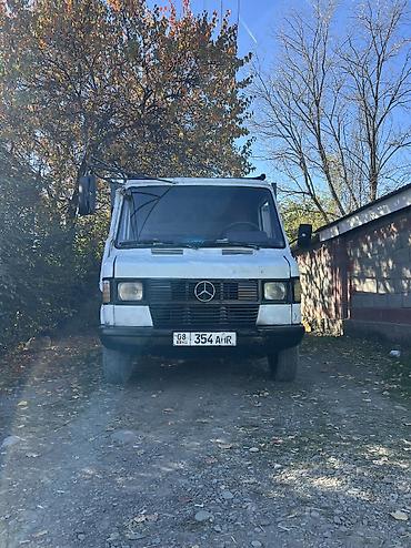 a4 b6: Грузовой автомобиль Mercedes-Benz (кабина-дневка) с — 1